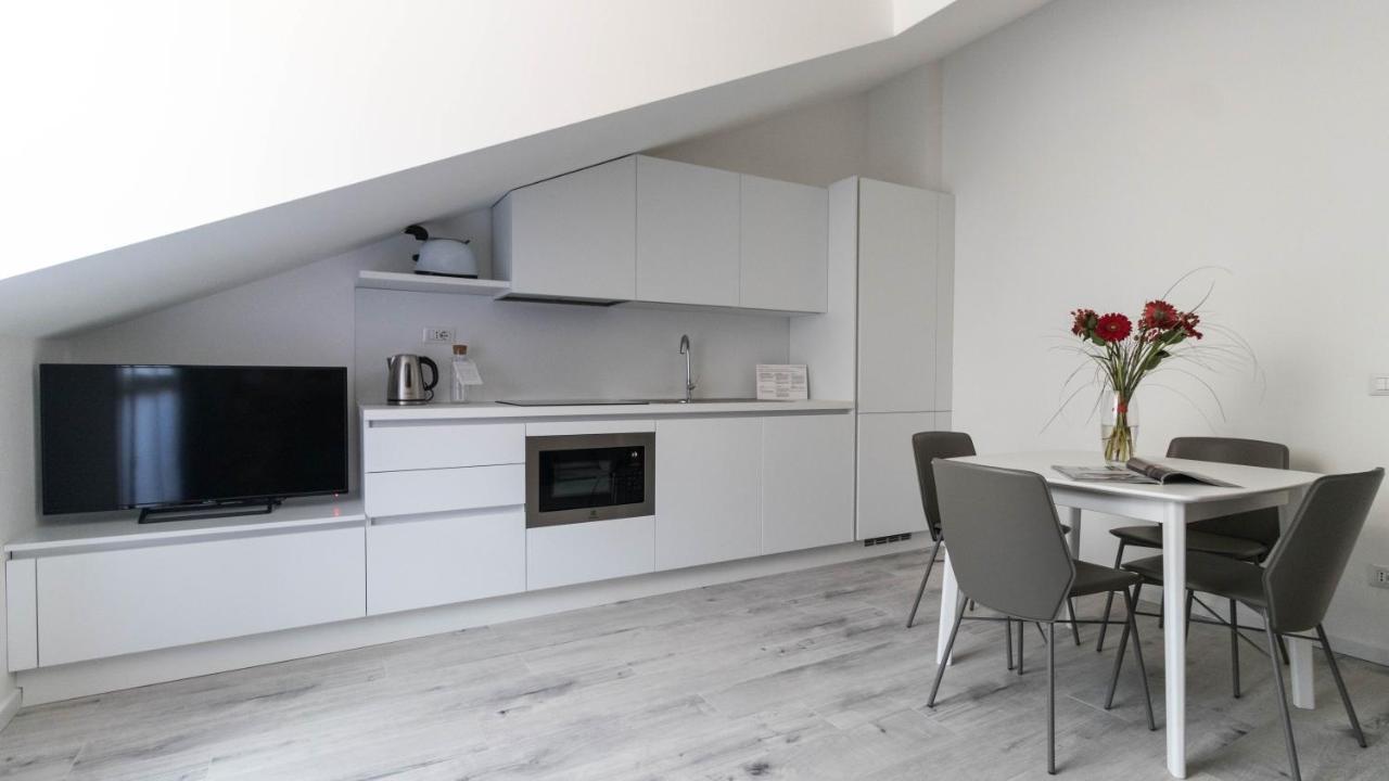 Italianway - Commenda 35 Apartment มิลาน ภายนอก รูปภาพ